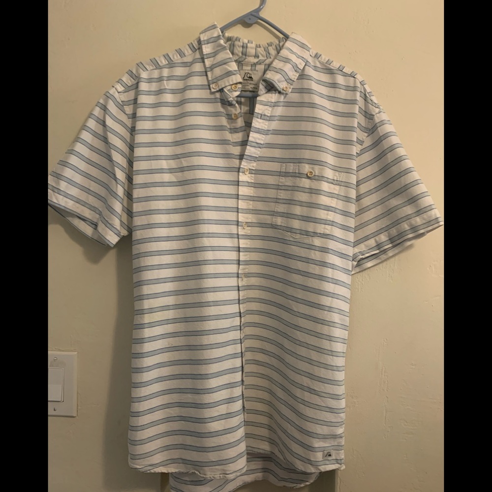 Quicksilver modern cut blue/white cotton button xl